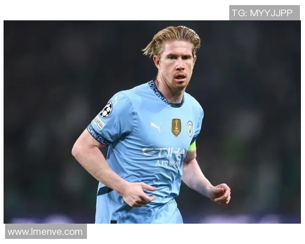 足球巨星错失绝佳良机单刀破门未果引发球迷热议