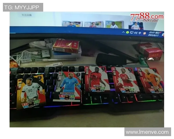 帕尼尼限量版球星卡足球手提包:收藏与时尚并重的潮流新宠 帕尼尼限量版球星卡足球手提包:收藏与时尚并重的潮流新宠