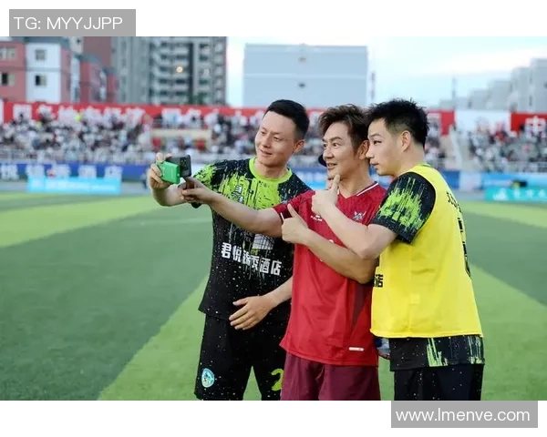 拥有肚腩却依然闪耀绿茵场的足球明星们揭秘 拥有肚腩却依然闪耀绿茵场的足球明星们揭秘